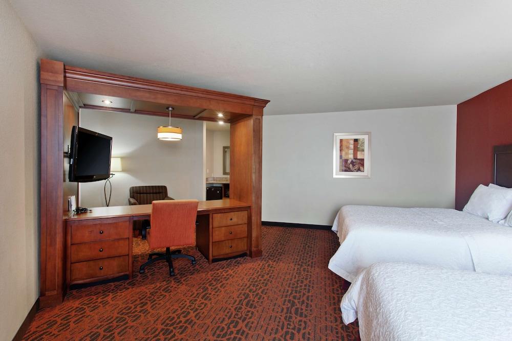 Hampton And Seattle - Airport / 28th Avenue Hotel